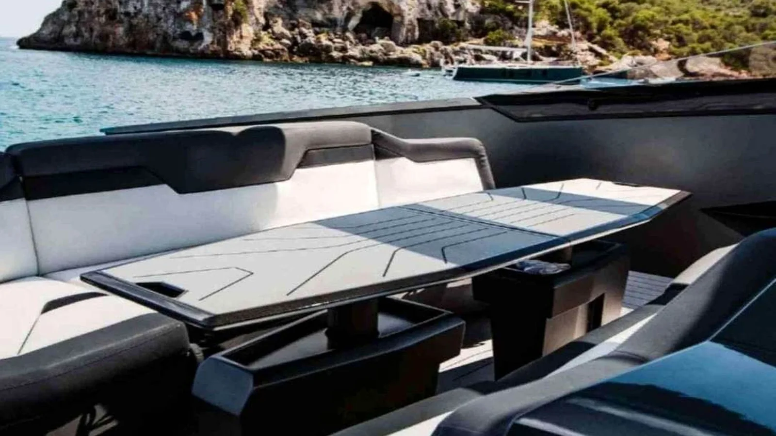 Brand New Elite Lamborghini 63 Yacht - Photo 3