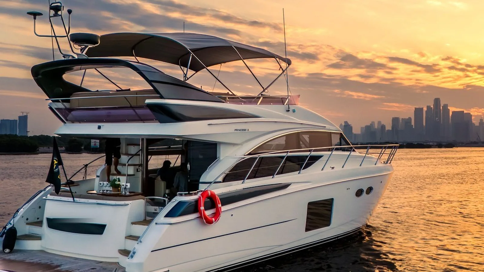 New Elite White Rivera 60 Yacht - Photo 3