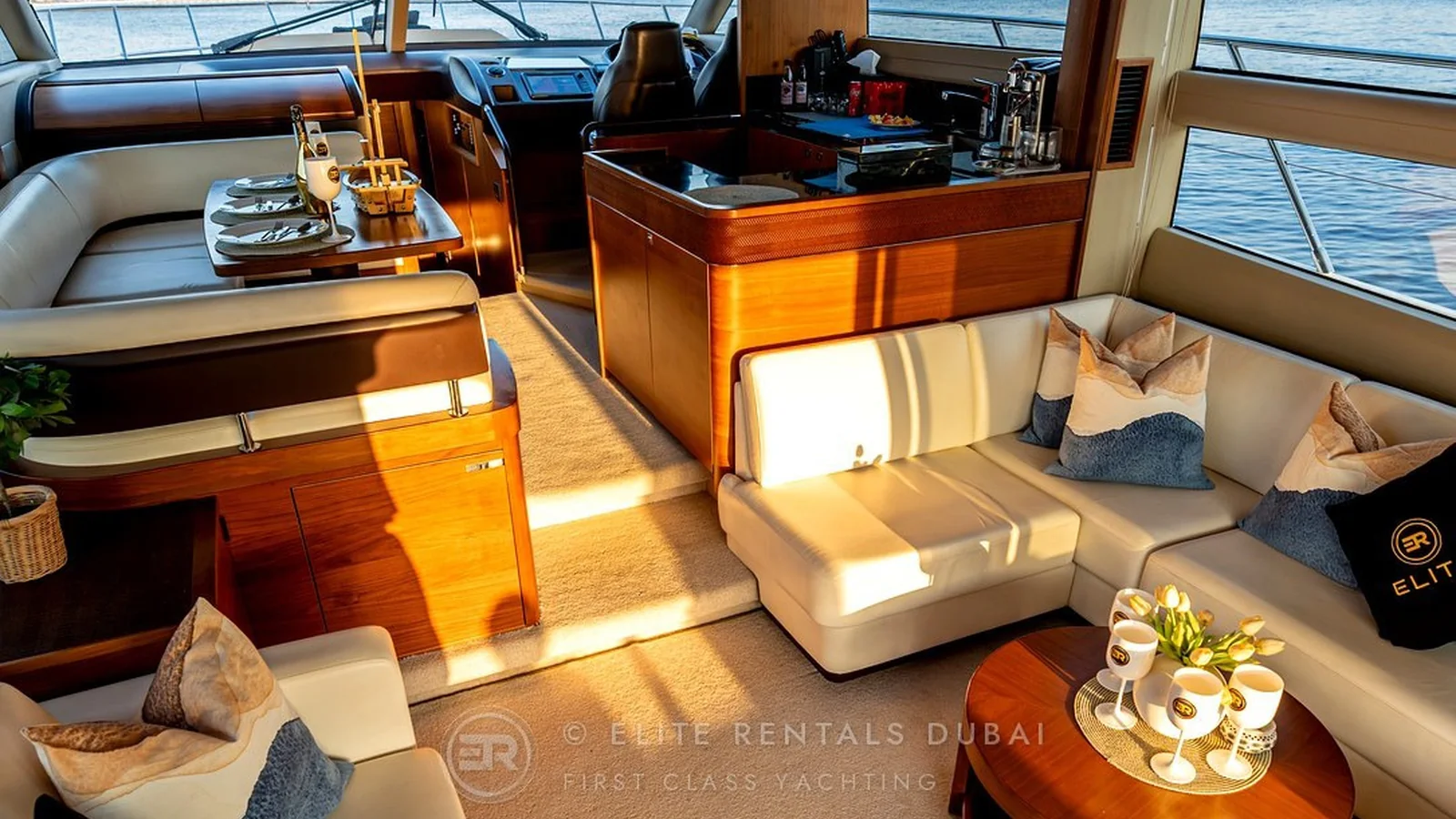 New Elite White Rivera 60 Yacht - Photo 4
