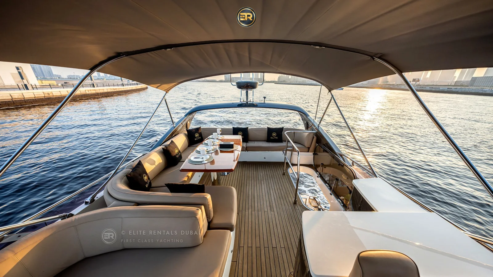 New Elite White Rivera 60 Yacht - Photo 10