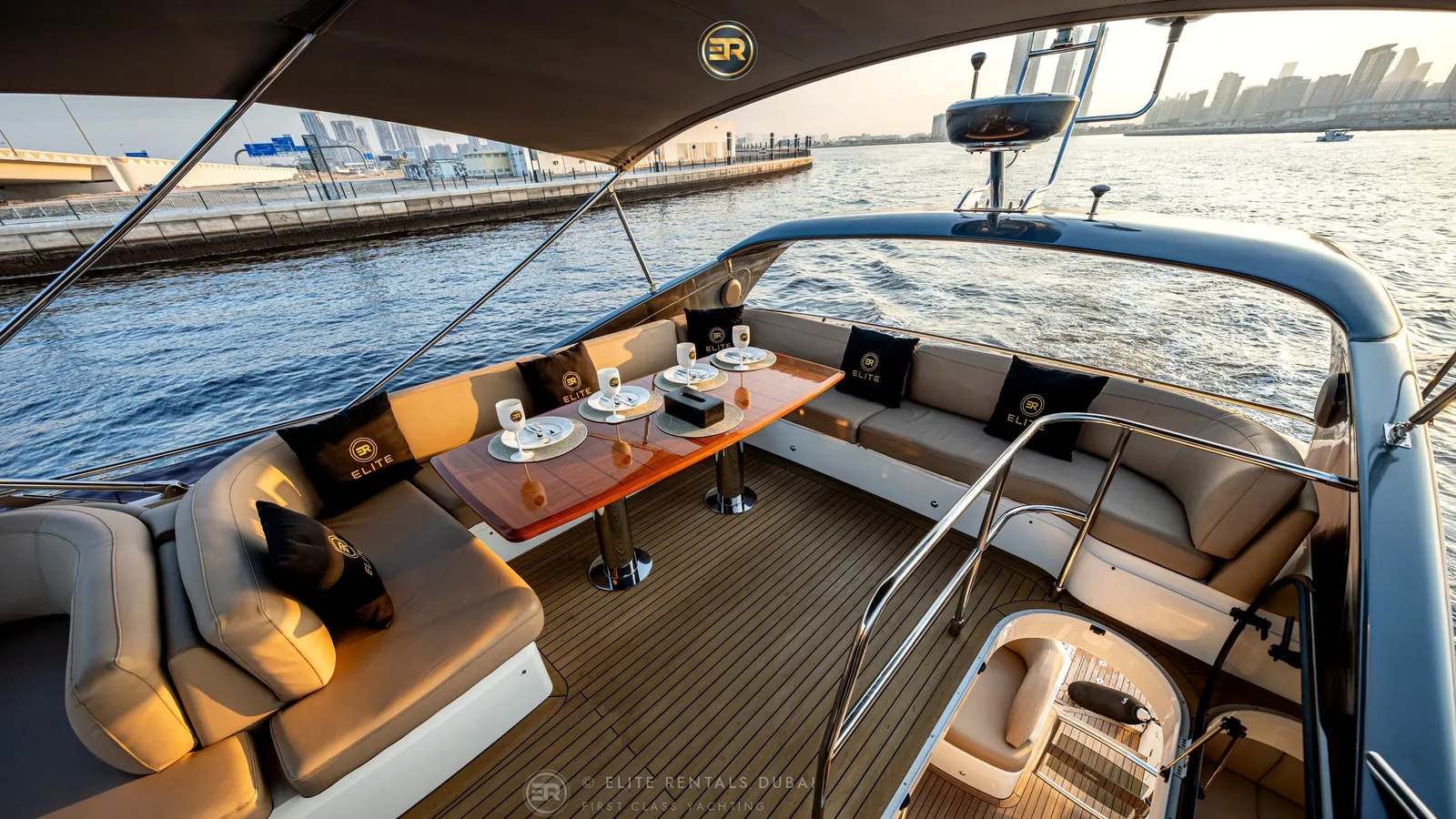 New Elite White Rivera 60 Yacht - Photo 11