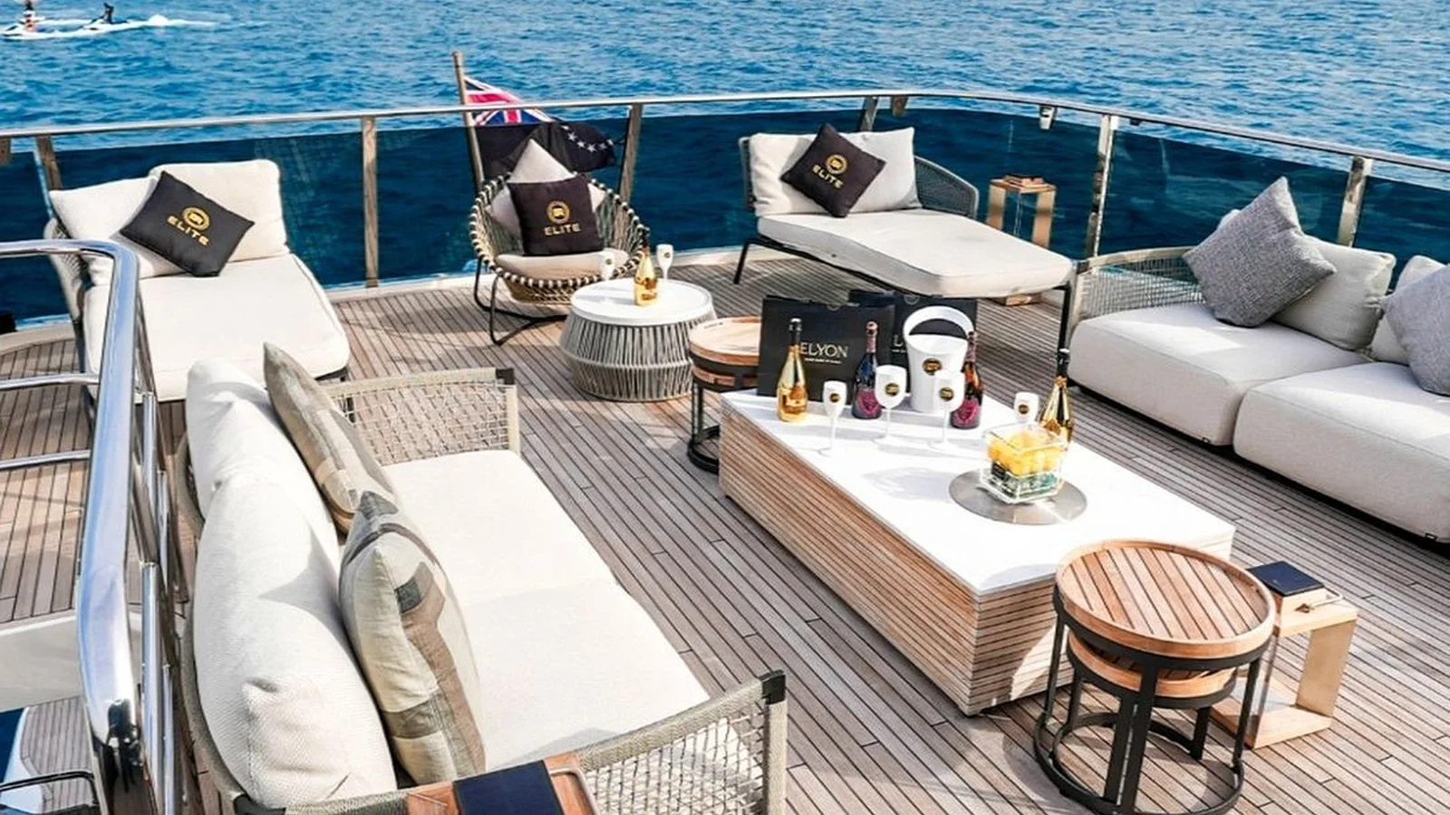 Brand New 2025 Elite AORA X950 Super Yacht - Photo 3