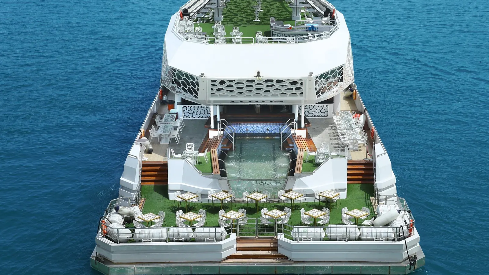 Elite Aureon Grand Mega Yacht - Photo 7
