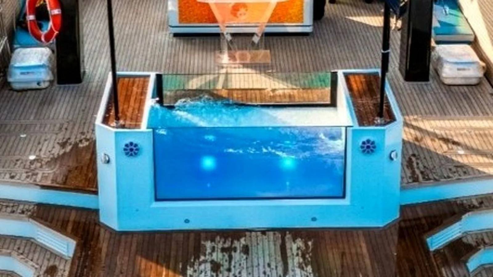 Elite Azure X650 Pool Yacht - Photo 4