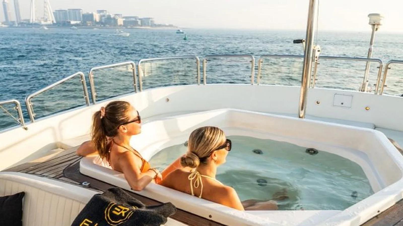 Elite X2 Benetti Triple Deck 120 Yacht (W/ Jacuzzi) - Photo 3