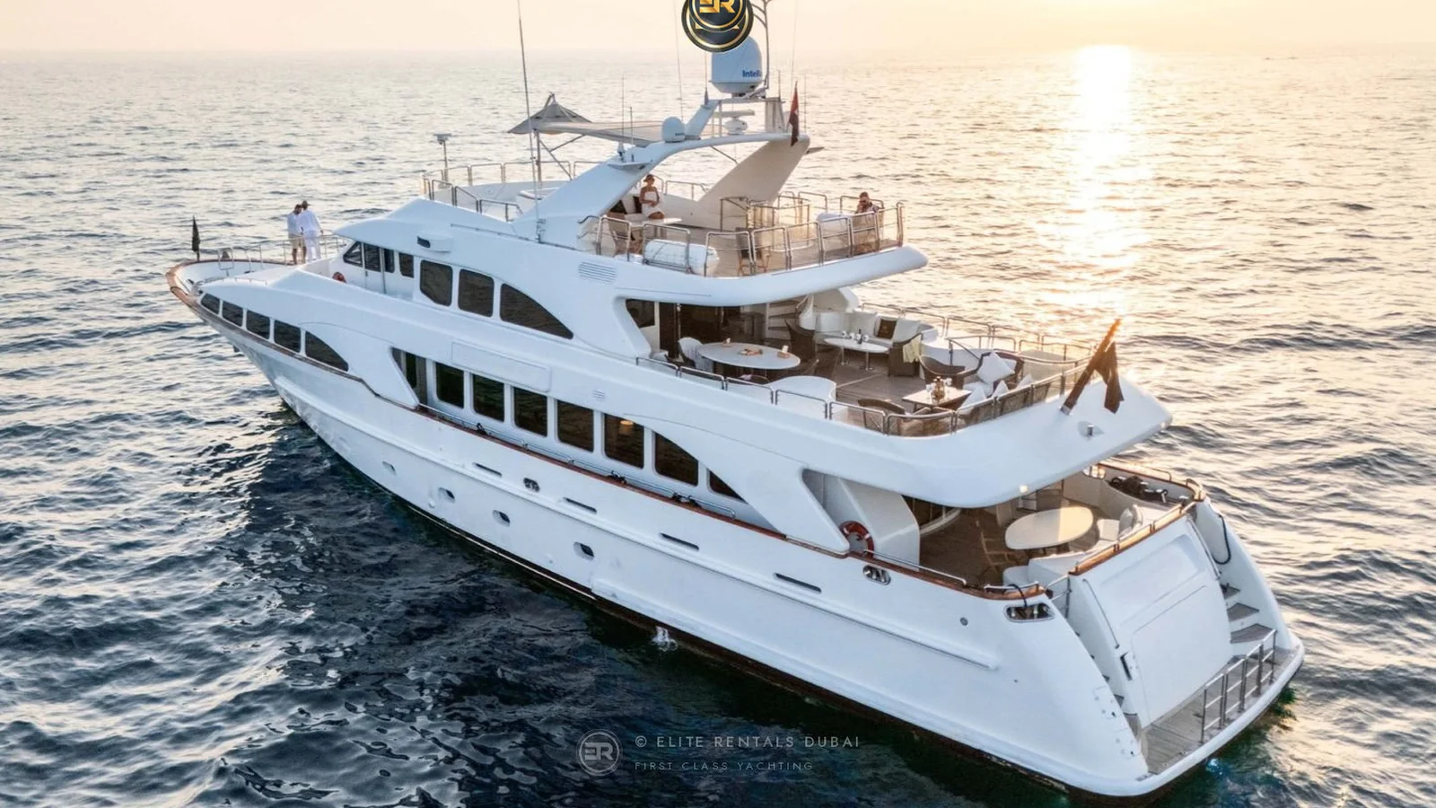 Elite X2 Benetti Triple Deck 120 Yacht (W/ Jacuzzi) - Photo 8