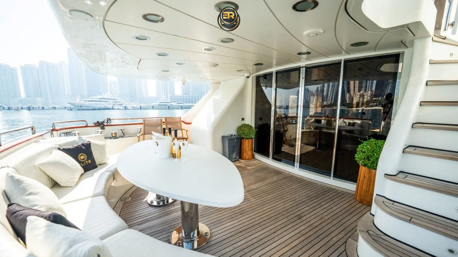 Elite X2 Benetti Triple Deck 120 Yacht (W/ Jacuzzi) - Photo 11