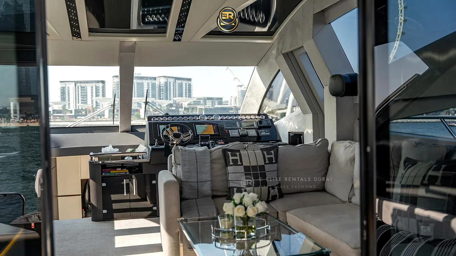 Elite Black Elyse Yacht - Photo 11