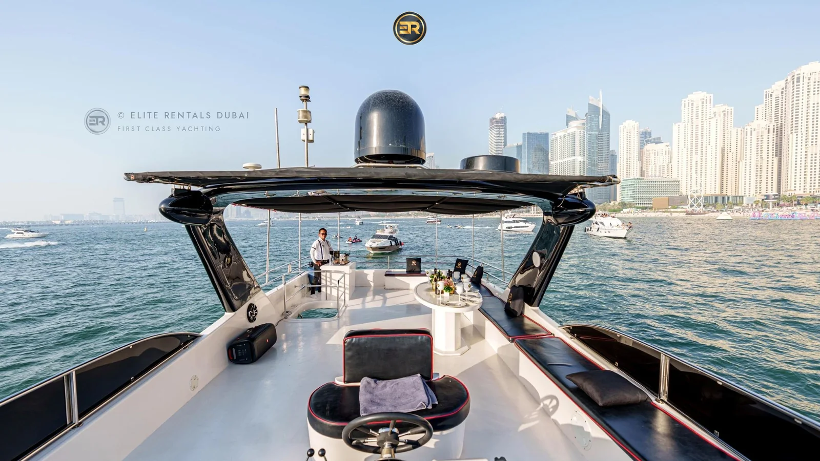Elite Black Helsink 95 Yacht - Photo 12
