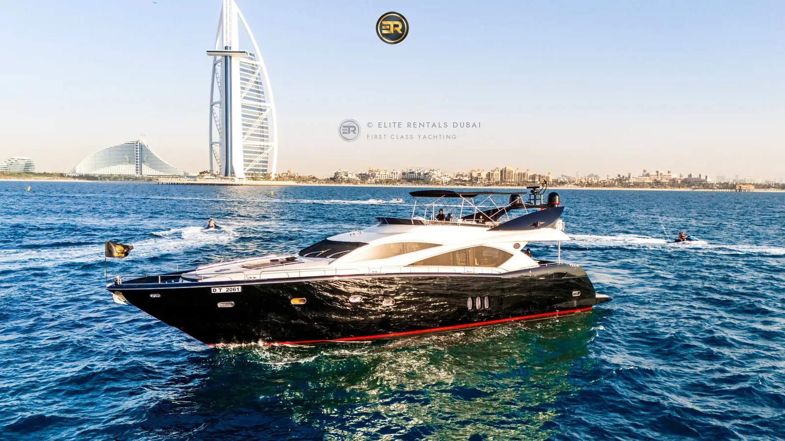Elite Black Milano 100 Yacht - Luxury Yacht Charter Dubai Marina