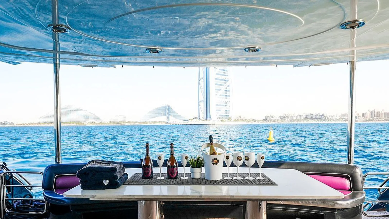 Elite Black Milano 100 Yacht - Photo 4