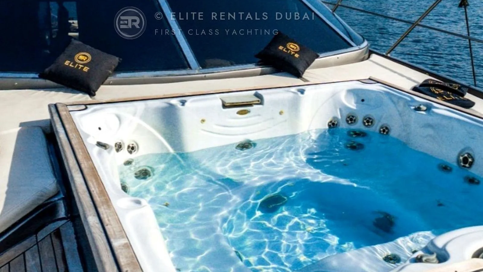 Elite Black Phantom Yacht - Photo 5