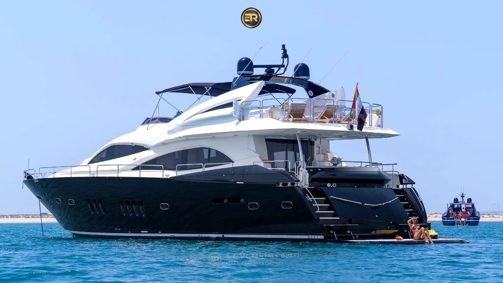 Elite Black Predator Sport 105 Yacht - Luxury Yacht Charter Dubai Marina