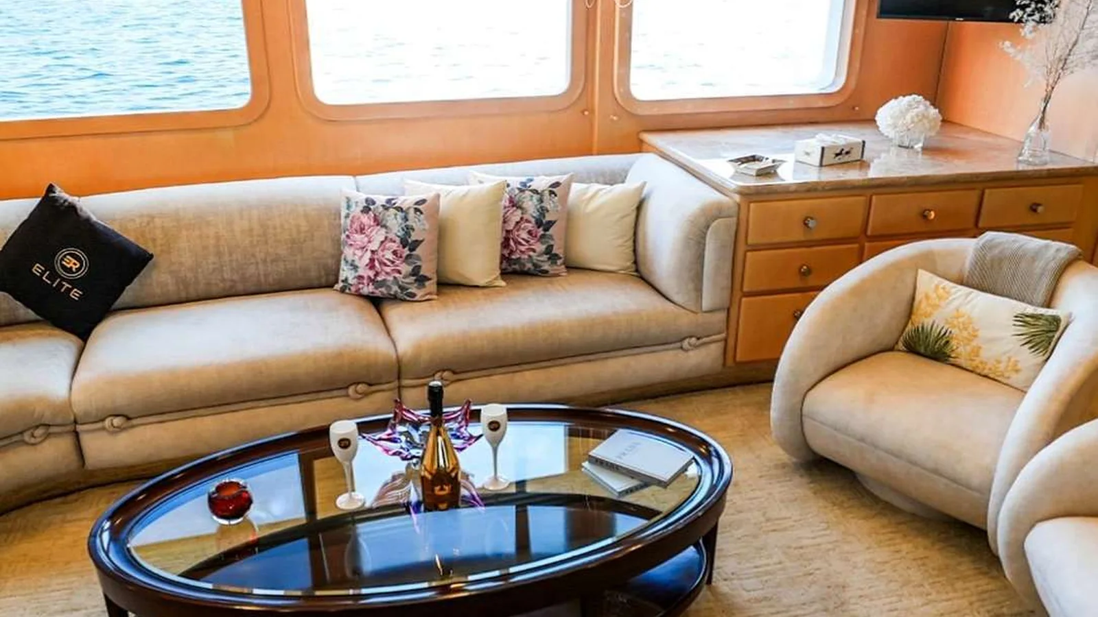 Elite Opera 60m Super Yacht - Photo 4