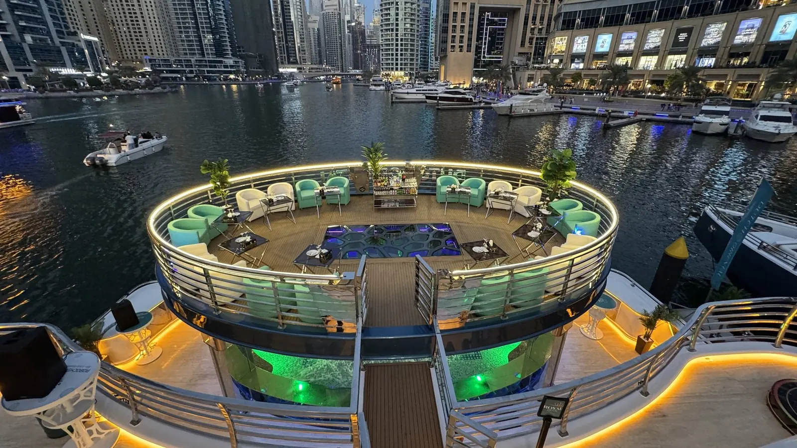 Elite Celestia Royale Mega Yacht - Photo 3