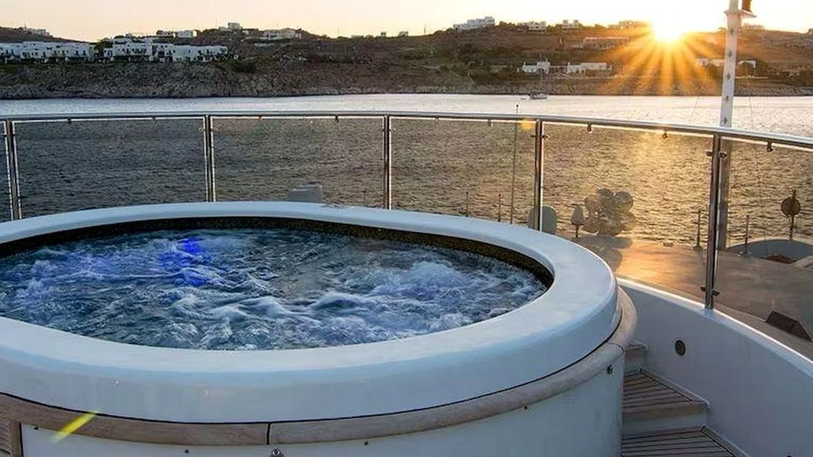 Elite Celestial Titan X250 Super Yacht - Photo 3