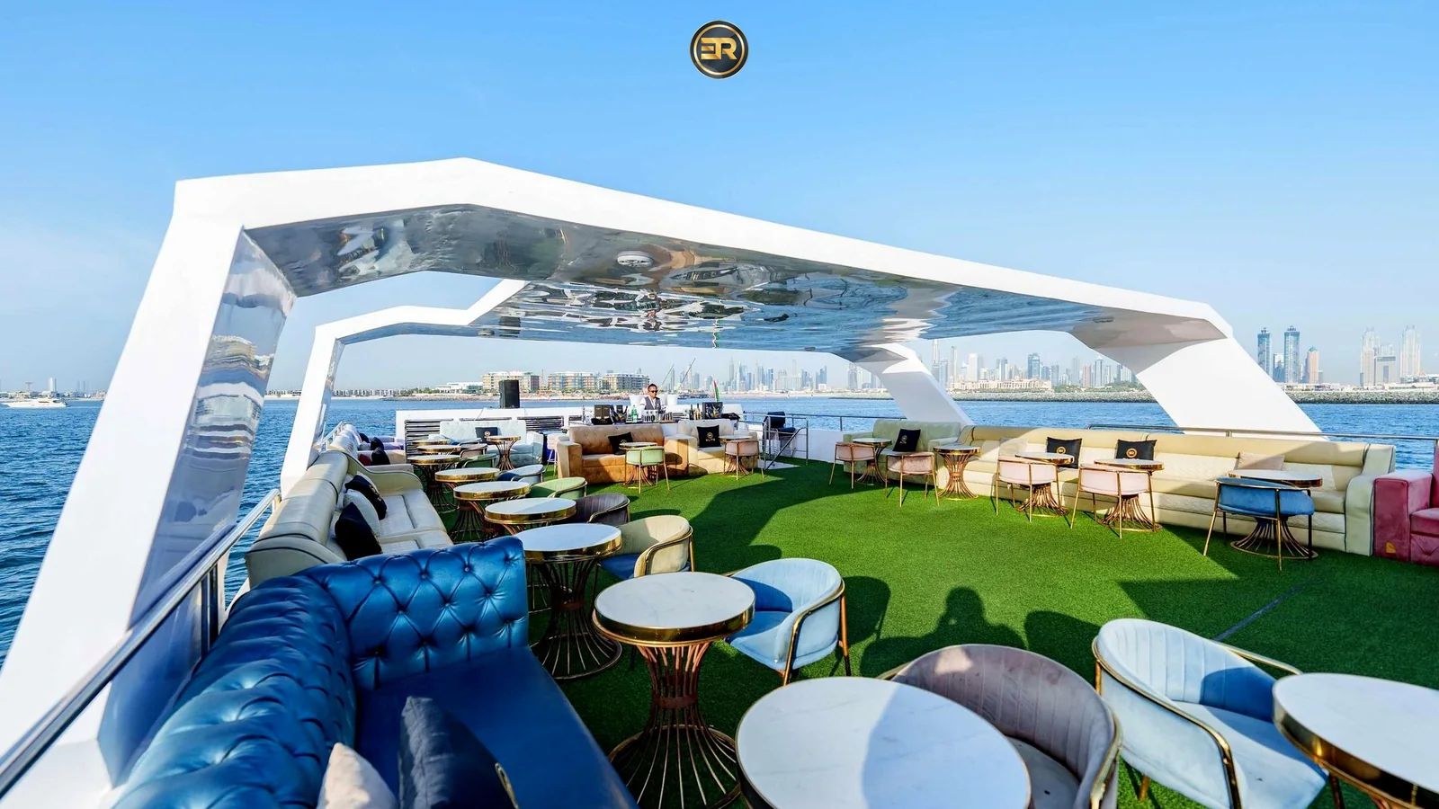 Elite Diamond Event 120 Yacht - Photo 9