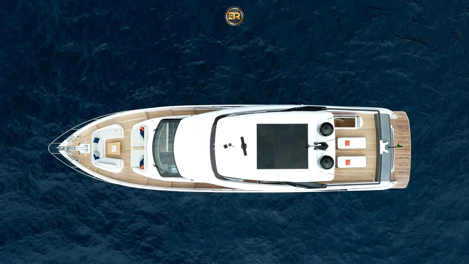 Elite Ferretti Lumera 27 Yacht - Photo 6