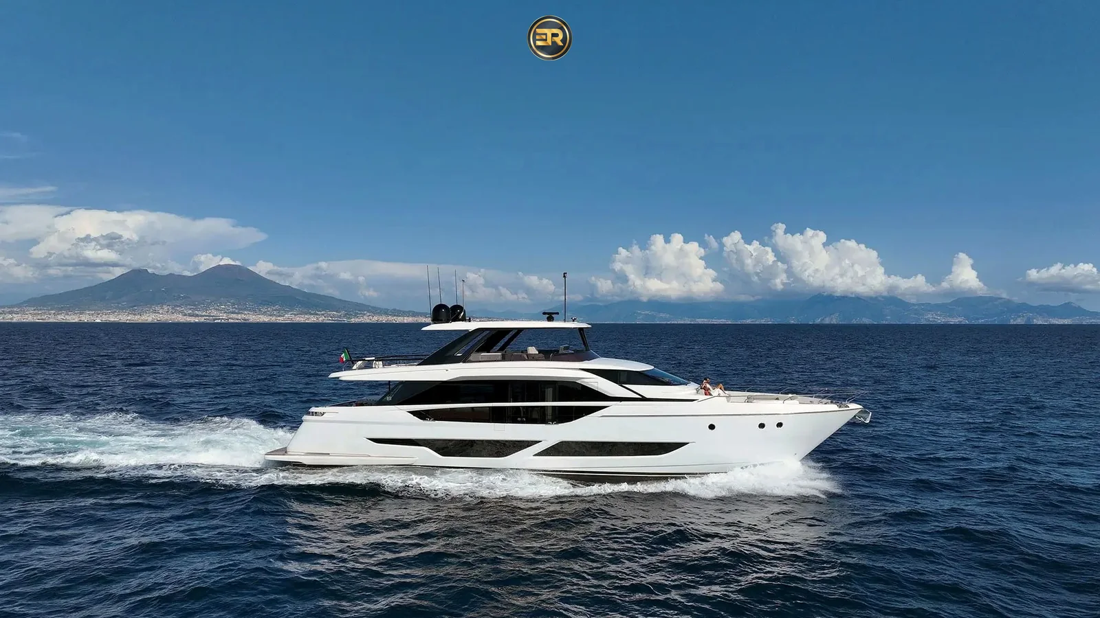 Elite Ferretti Lumera 27 Yacht - Photo 12