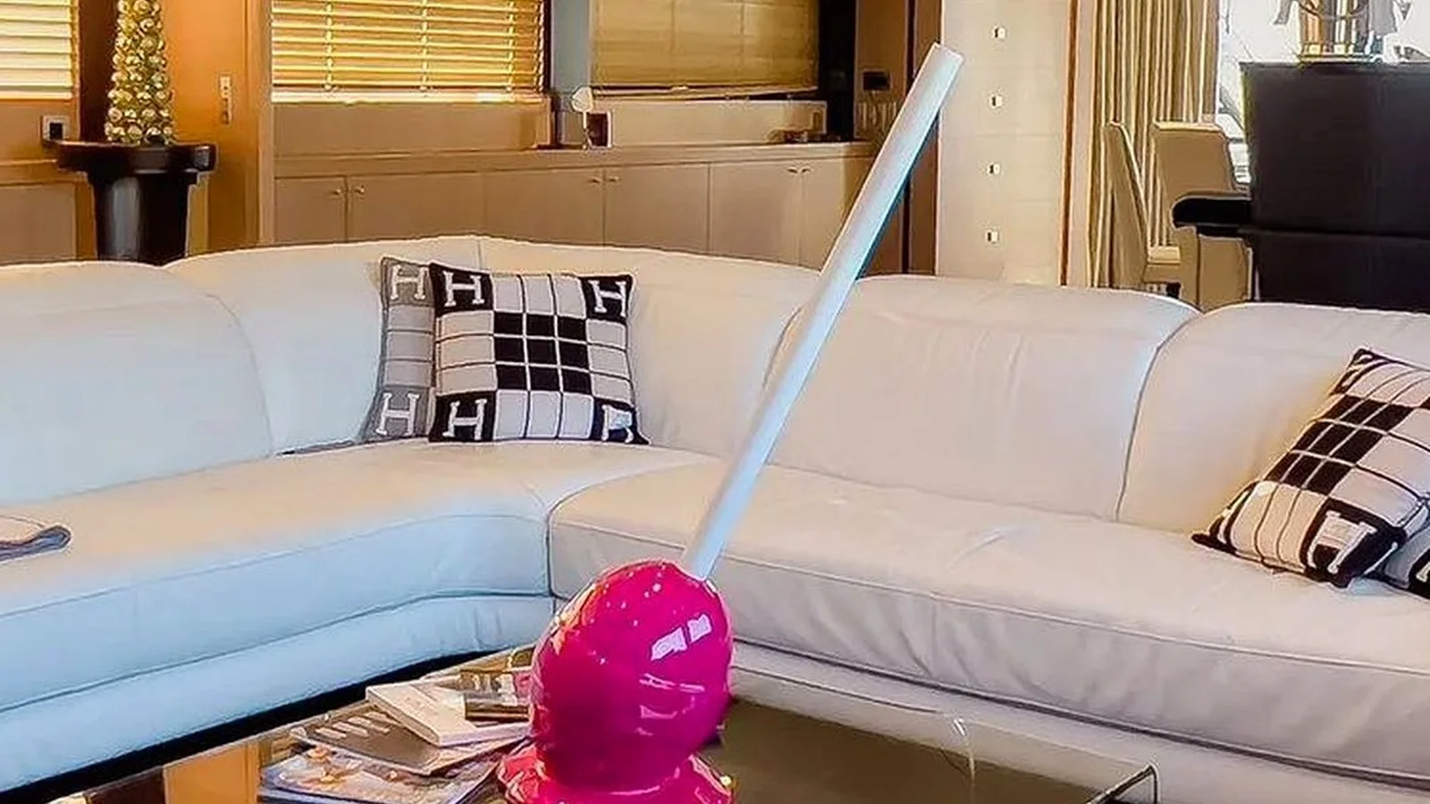 Elite Freedom Super Yacht 120 - Photo 4