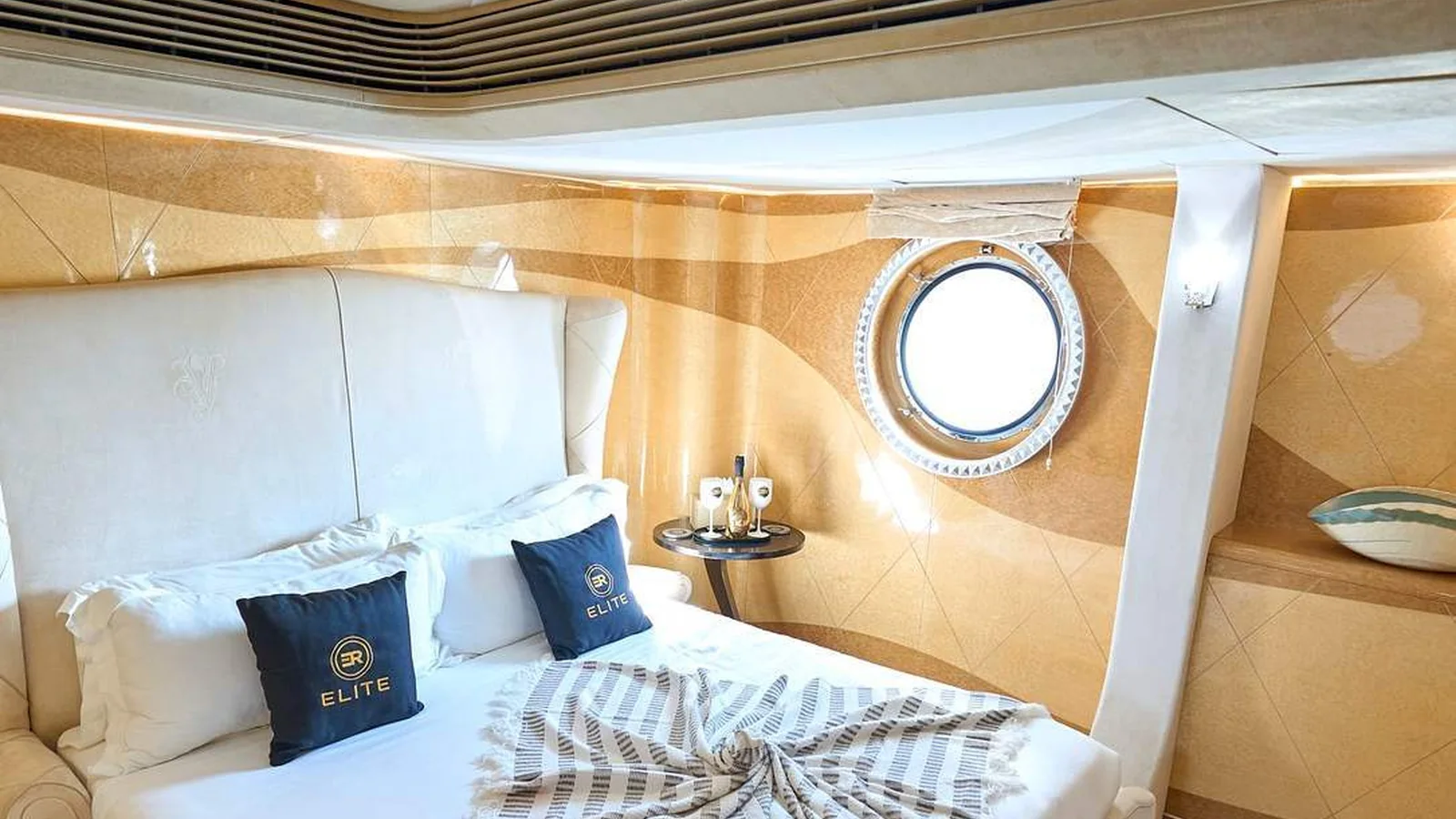 Elite Ocean Fast X-165 Mega Pool Yacht - Photo 5