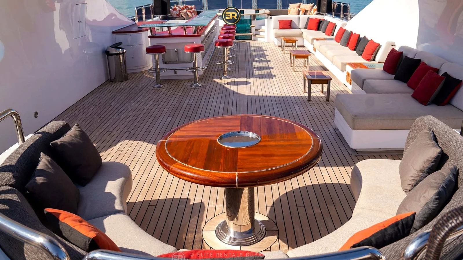 Elite Opulent 50M Superyacht Yacht - Photo 7