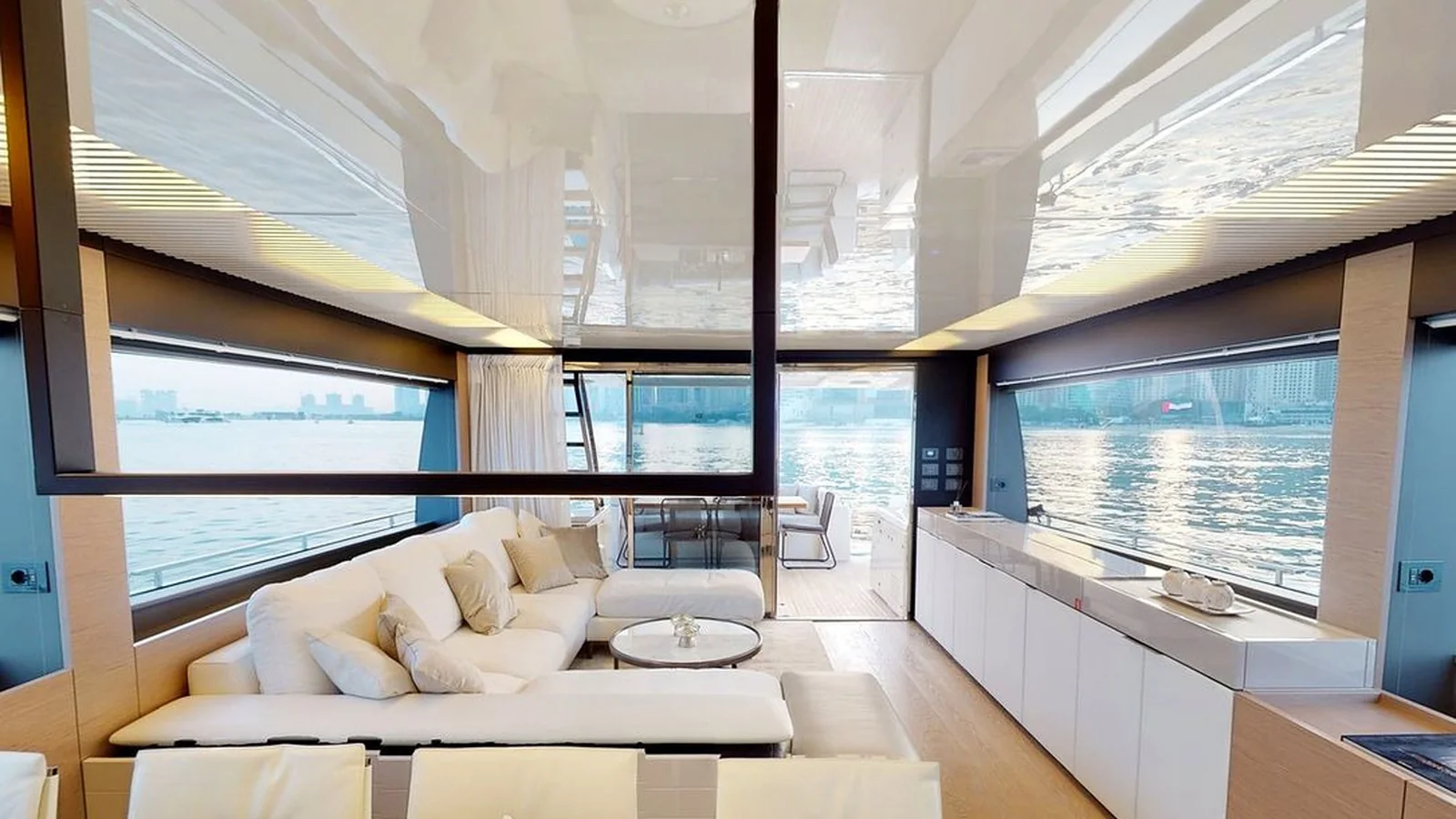 Elite Ferretti Predator 780x Yacht - Photo 4