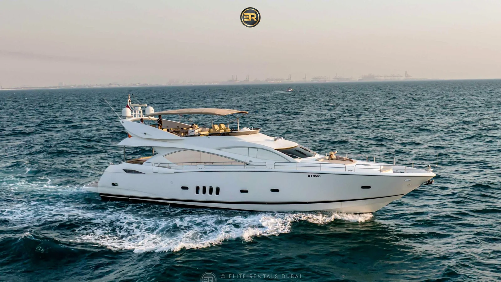 Elite Predator Havana 95 Yacht - Photo 6