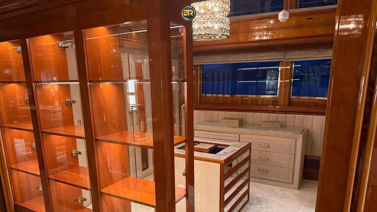 Elite Princess 64 Yacht - Photo 11