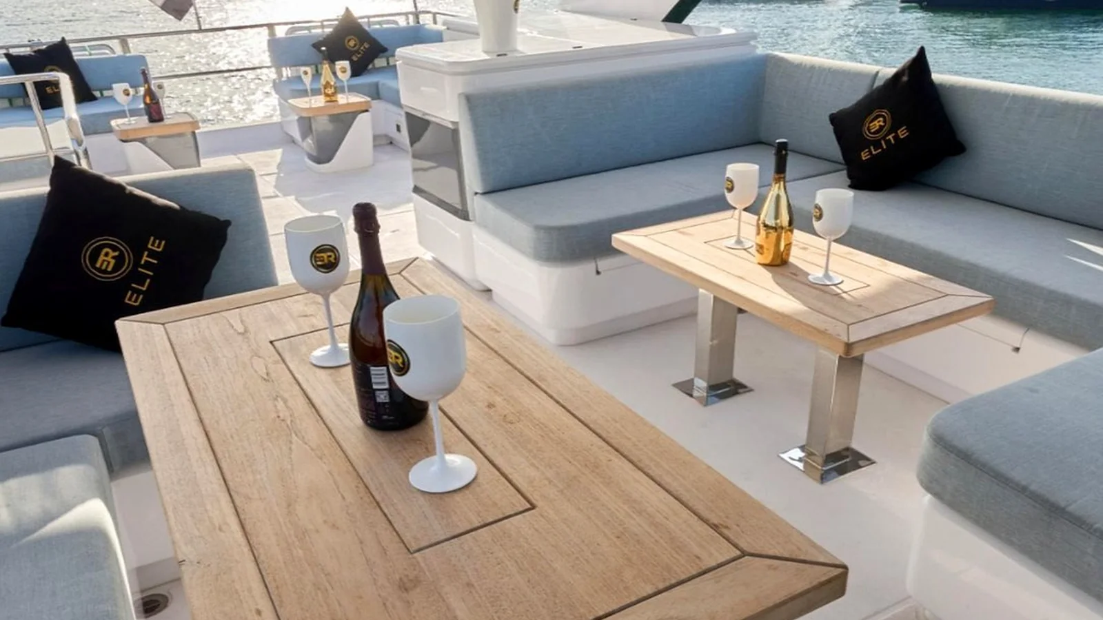 Elite Rivera X-70 Yacht - Photo 4