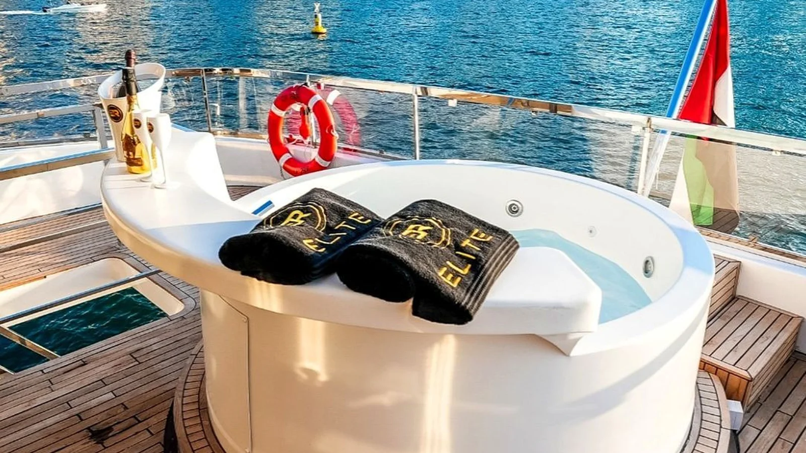 Elite Rivera X120 Triple Deck Super Yacht - Photo 3