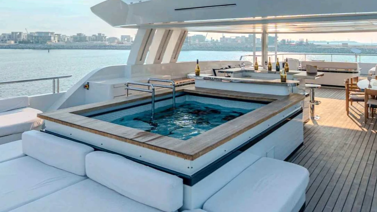 Elite XI Starlight 50m Super Yacht - Photo 3