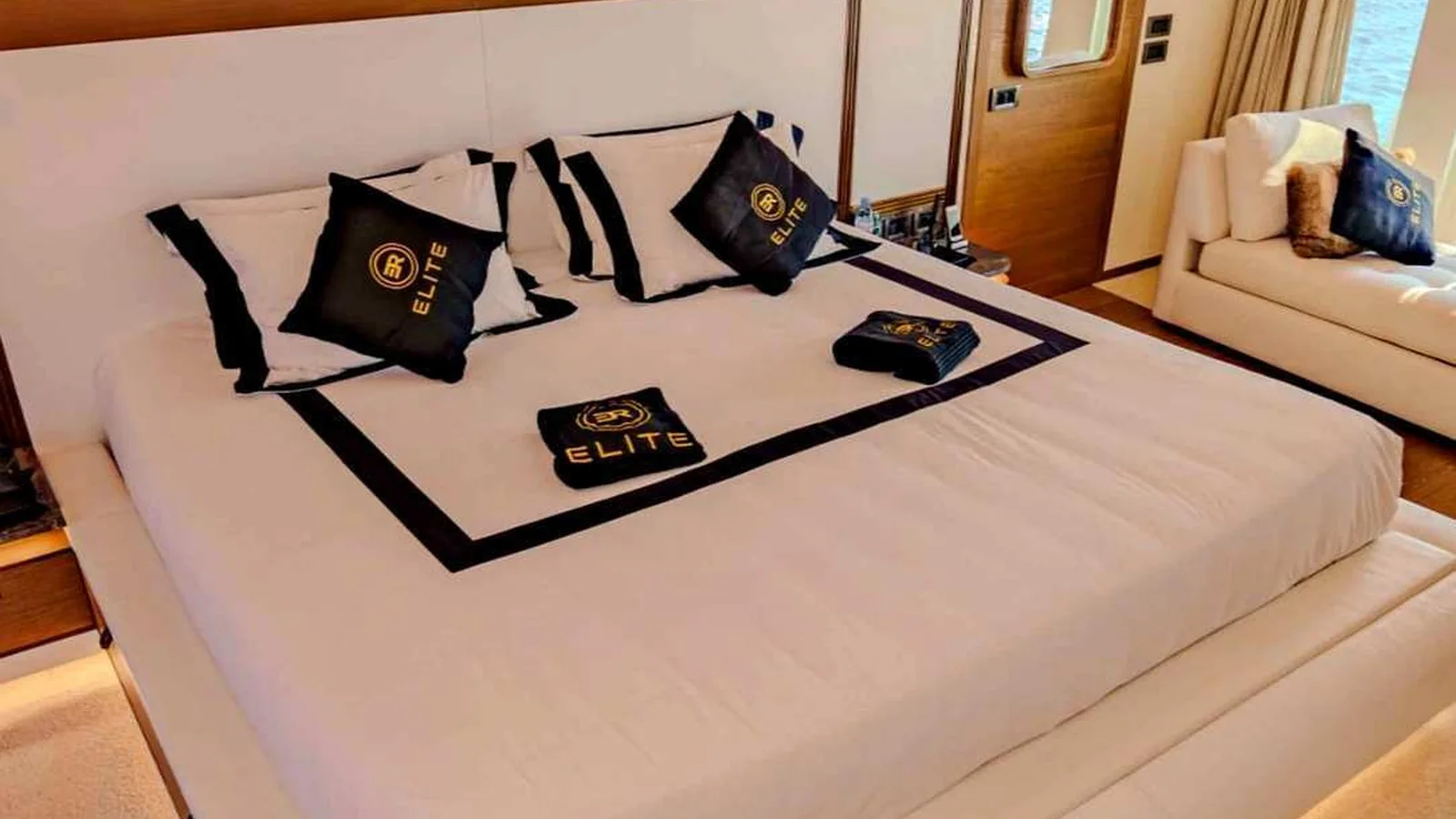 Elite XI Starlight 50m Super Yacht - Photo 5